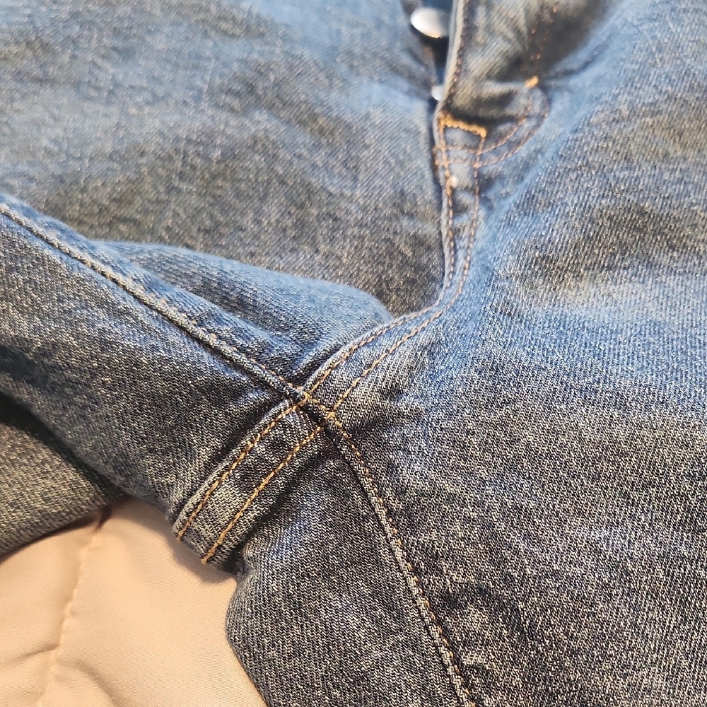 Universal Thread Blue Denim Jeans Women's Size 17R Mid Rise- Great Jeans - Picture 5 of 12